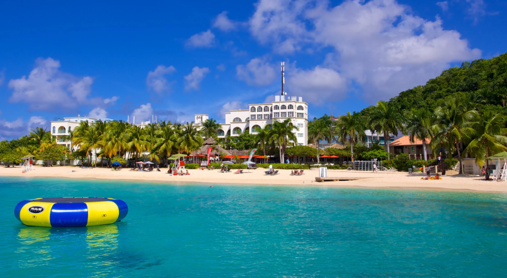 Doctor's Cave Beach, Montego Bay, St. James, Jamaica
